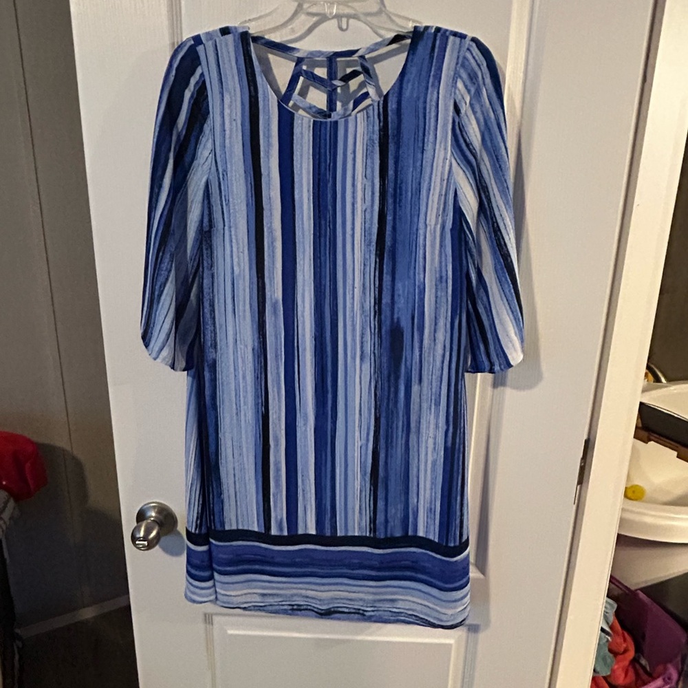 Blue Casual Sheath Dress with Puff Sleeves and Crew Neck